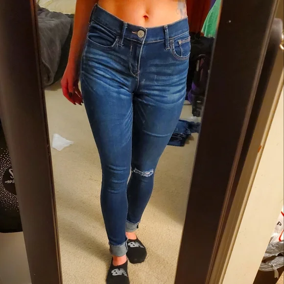 Express Jeans - Picture 2 of 4